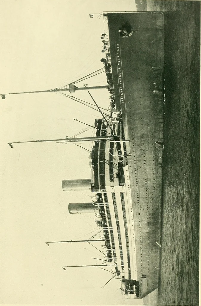 An illustration from Every boy's book of railways and steamships, 1911, leaf 404