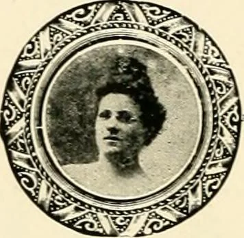 An illustration from Everything in jewelry and photo jewelry : catalogue no. 12., 1918, leaf 13