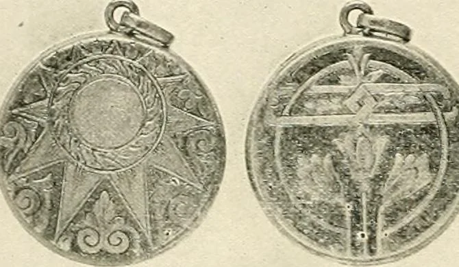 An illustration from Everything in jewelry and photo jewelry : catalogue no. 12., 1918, leaf 29