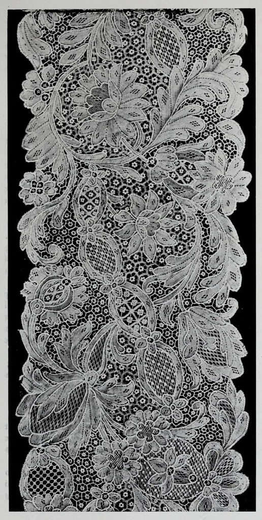 An illustration from Exposition universelle internationale de Liège 1905 : rapports du jury international : classe 84, dentelles, broderies, passementeries et dessins, 1906, leaf 27