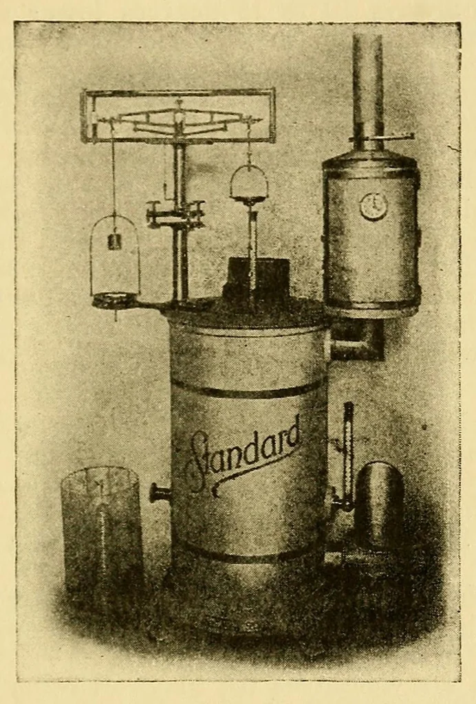 An illustration from Fabric analysis; covering wool, worsted, silk, cotton, artificial silk, etc. from fiber to finished fabric, 1920, leaf 189