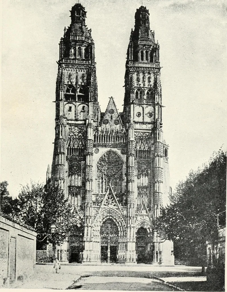 An illustration from Famous cathedrals as seen and described by great writers, 1909, leaf 190