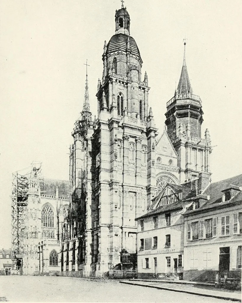 An illustration from Famous cathedrals as seen and described by great writers, 1909, leaf 218