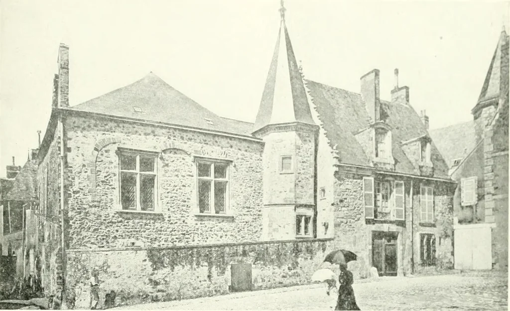 An illustration from Farm houses, manor houses, minor chateaux and small churches : from the eleventh to the sixteenth centuries, in Normandy, Brittany and other parts of France, 1917, leaf 112