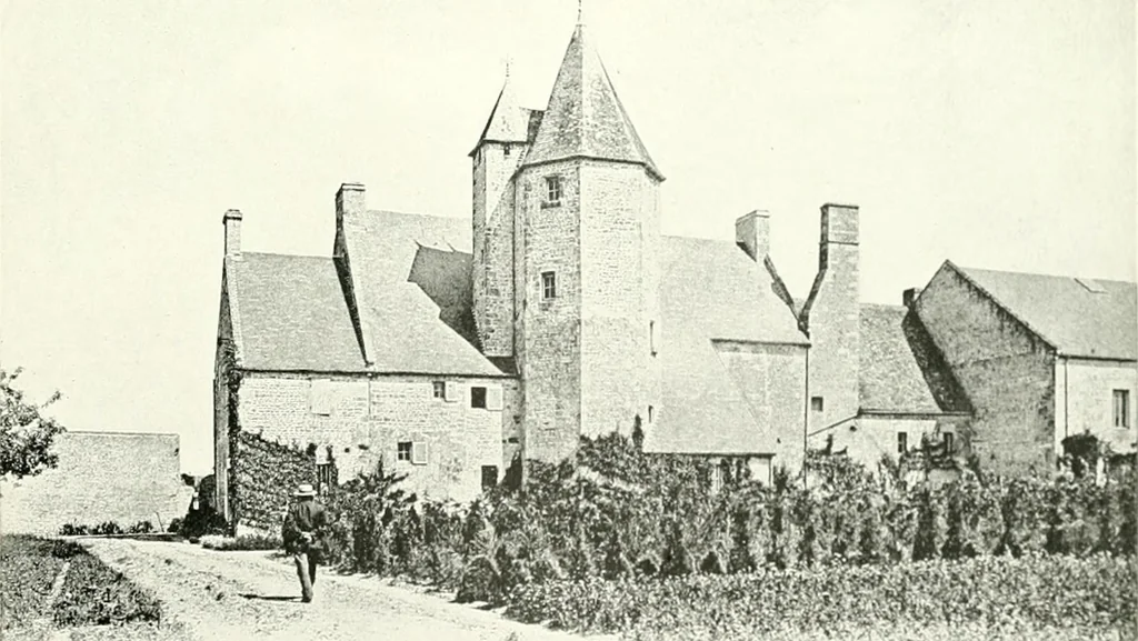 An illustration from Farm houses, manor houses, minor chateaux and small churches : from the eleventh to the sixteenth centuries, in Normandy, Brittany and other parts of France, 1917, leaf 112