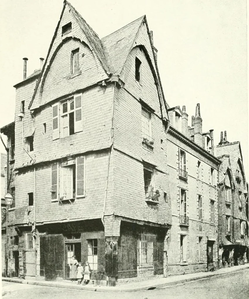 An illustration from Farm houses, manor houses, minor chateaux and small churches : from the eleventh to the sixteenth centuries, in Normandy, Brittany and other parts of France, 1917, leaf 114