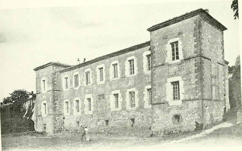 An illustration from Farm houses, manor houses, minor chateaux and small churches : from the eleventh to the sixteenth centuries, in Normandy, Brittany and other parts of France, 1917, leaf 138