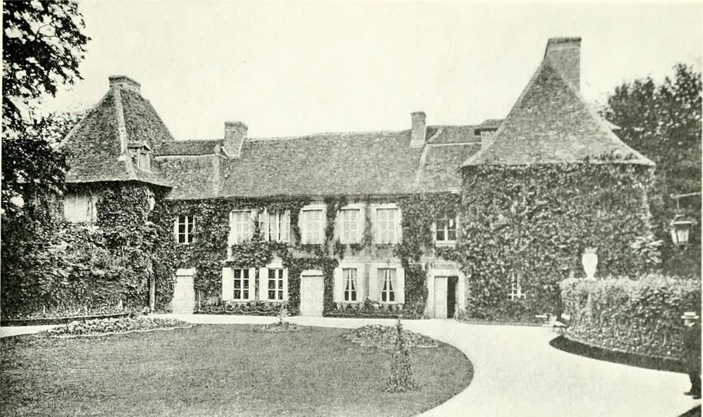 An illustration from Farm houses, manor houses, minor chateaux and small churches : from the eleventh to the sixteenth centuries, in Normandy, Brittany and other parts of France, 1917, leaf 158