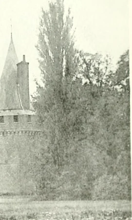 An illustration from Farm houses, manor houses, minor chateaux and small churches : from the eleventh to the sixteenth centuries, in Normandy, Brittany and other parts of France, 1917, leaf 164