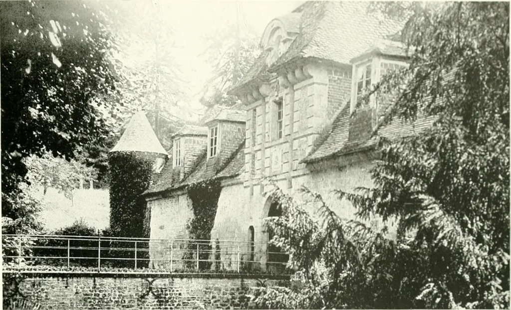 An illustration from Farm houses, manor houses, minor chateaux and small churches : from the eleventh to the sixteenth centuries, in Normandy, Brittany and other parts of France, 1917, leaf 178