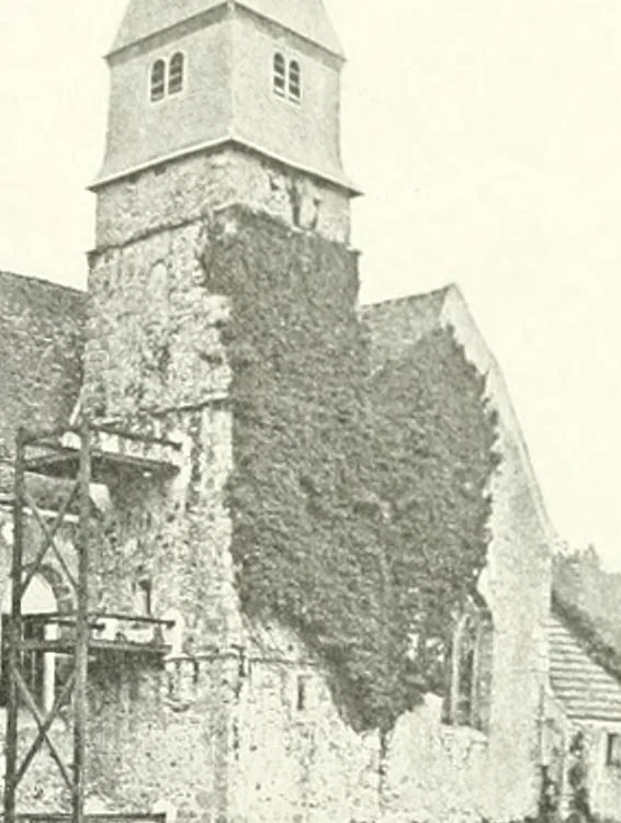An illustration from Farm houses, manor houses, minor chateaux and small churches : from the eleventh to the sixteenth centuries, in Normandy, Brittany and other parts of France, 1917, leaf 194