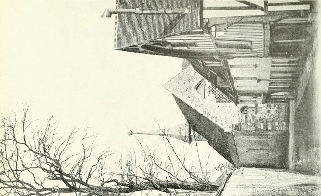 An illustration from Farm houses, manor houses, minor chateaux and small churches : from the eleventh to the sixteenth centuries, in Normandy, Brittany and other parts of France, 1917, leaf 206