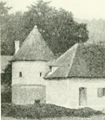 An illustration from Farm houses, manor houses, minor chateaux and small churches : from the eleventh to the sixteenth centuries, in Normandy, Brittany and other parts of France, 1917, leaf 26
