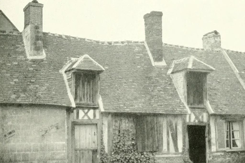 An illustration from Farm houses, manor houses, minor chateaux and small churches : from the eleventh to the sixteenth centuries, in Normandy, Brittany and other parts of France, 1917, leaf 46