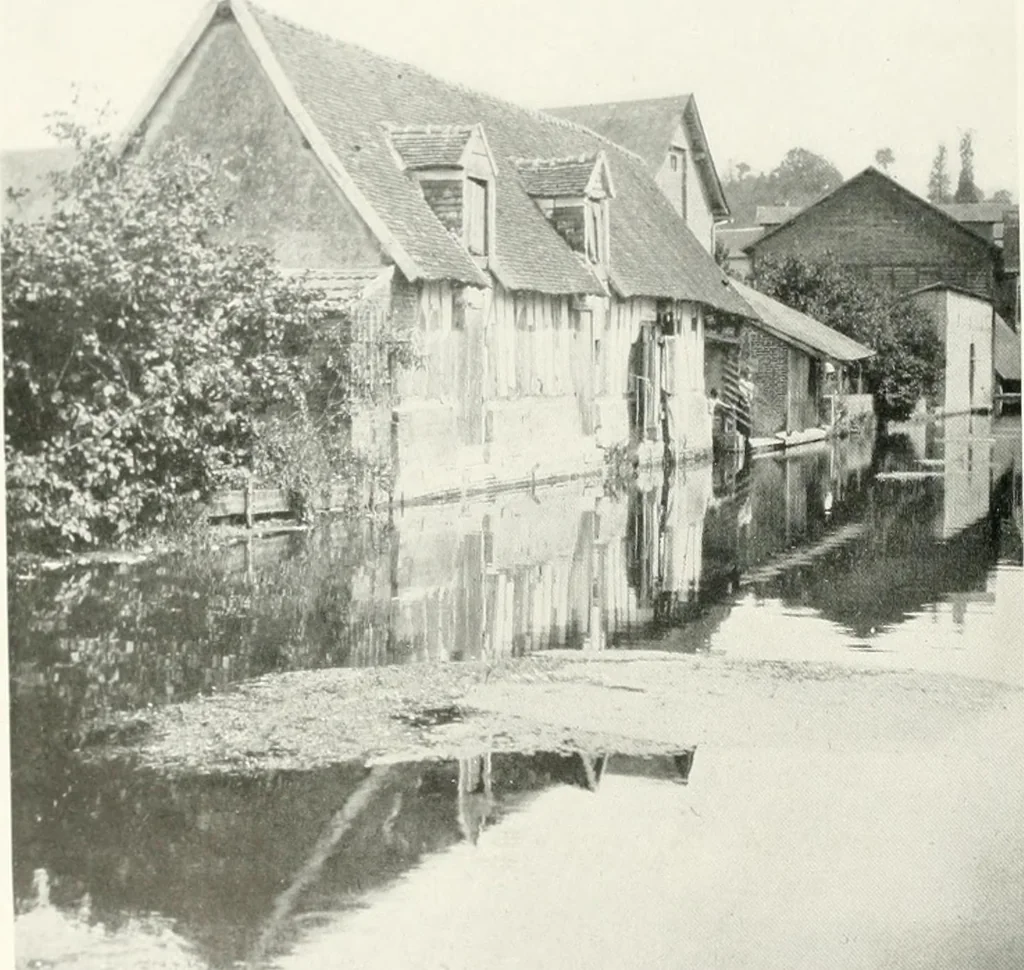 An illustration from Farm houses, manor houses, minor chateaux and small churches : from the eleventh to the sixteenth centuries, in Normandy, Brittany and other parts of France, 1917, leaf 7