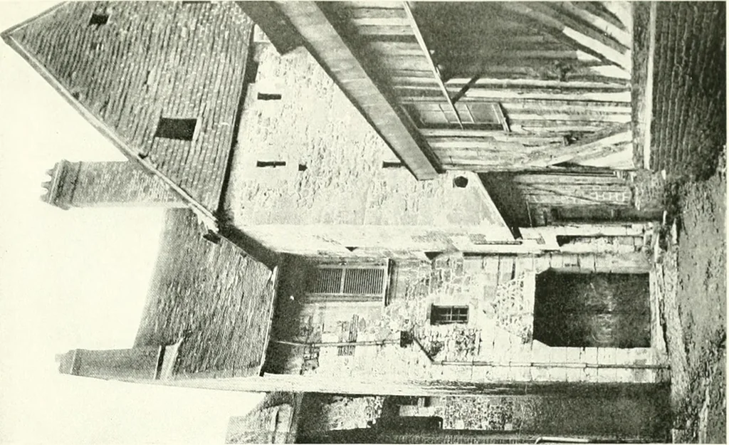 An illustration from Farm houses, manor houses, minor chateaux and small churches : from the eleventh to the sixteenth centuries, in Normandy, Brittany and other parts of France, 1917, leaf 74