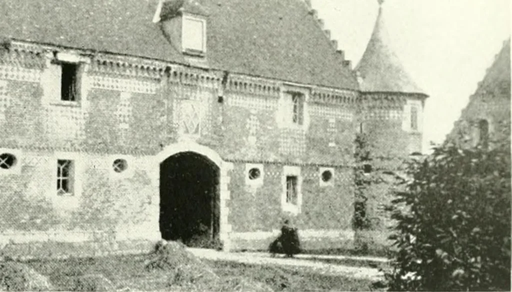 An illustration from Farm houses, manor houses, minor chateaux and small churches : from the eleventh to the sixteenth centuries, in Normandy, Brittany and other parts of France, 1917, leaf 82