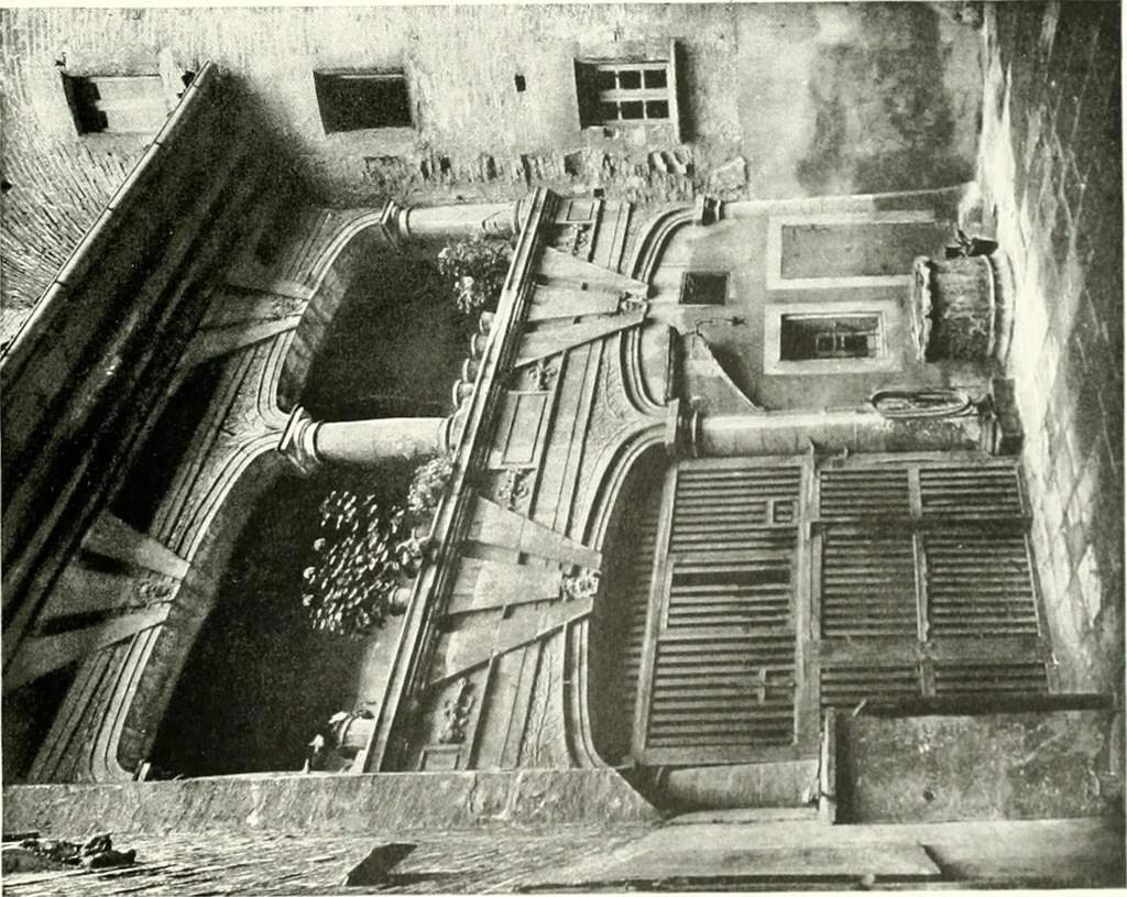 An illustration from Farm houses, manor houses, minor chateaux and small churches : from the eleventh to the sixteenth centuries, in Normandy, Brittany and other parts of France, 1917, leaf 86