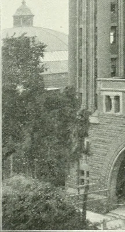 An illustration from Fifty glimpses of Toronto and vicinity, from recent photographs, 1901, leaf 10