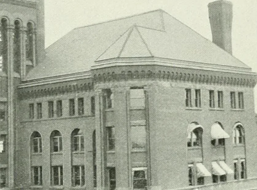 An illustration from Fifty glimpses of Toronto and vicinity, from recent photographs, 1901, leaf 10