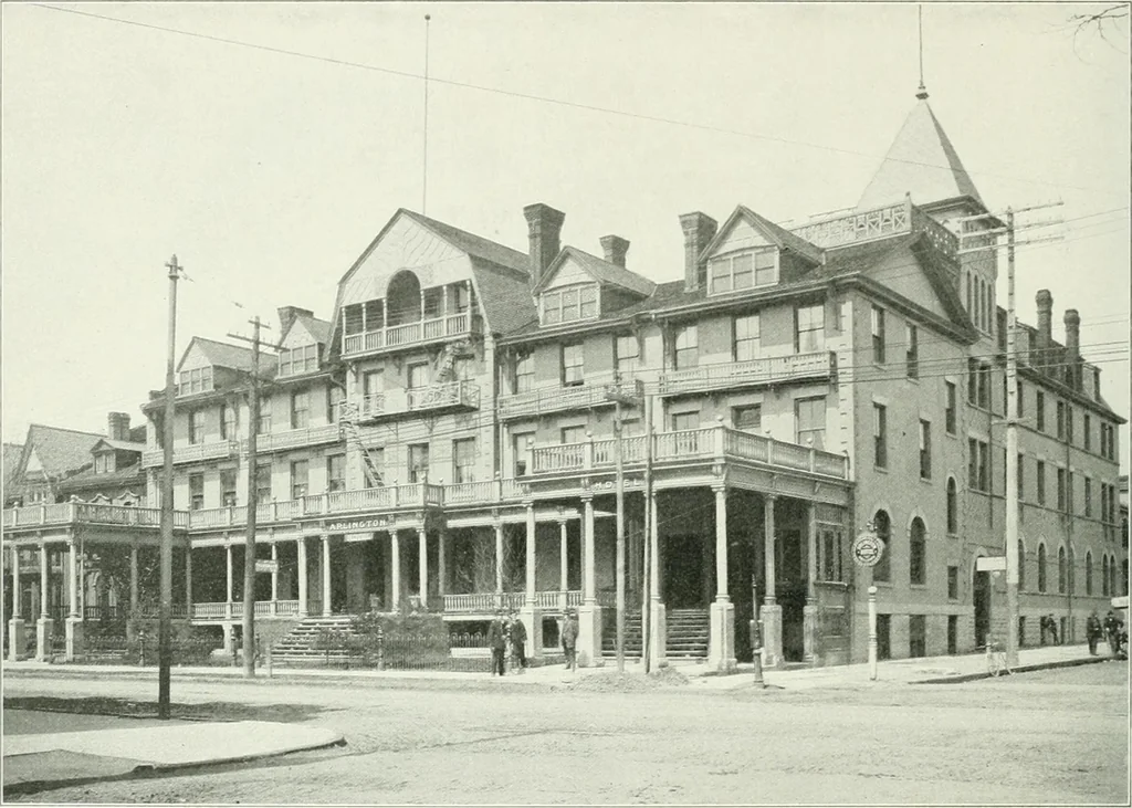 An illustration from Fifty glimpses of Toronto and vicinity, from recent photographs, 1901, leaf 30