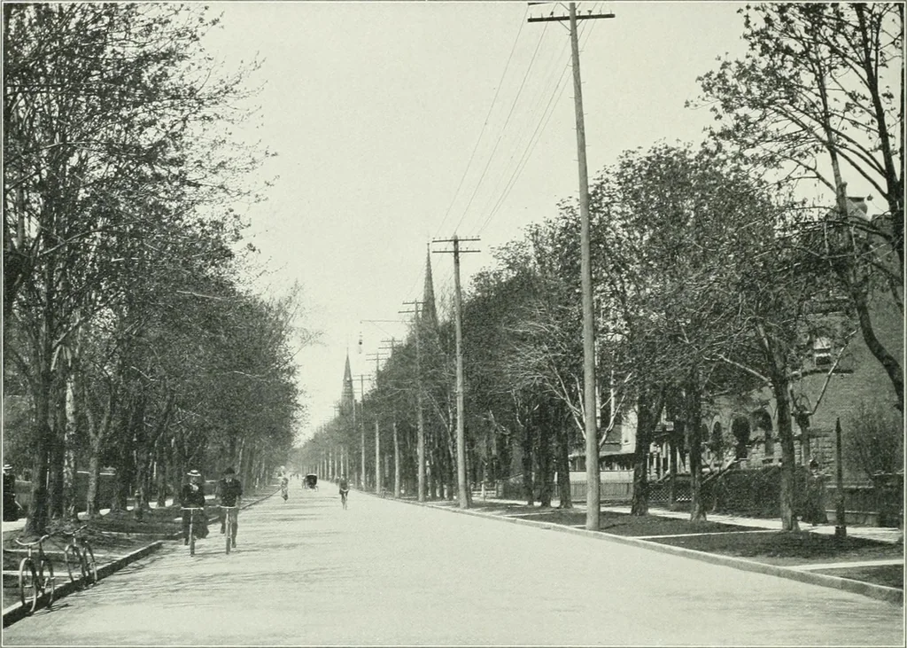 An illustration from Fifty glimpses of Toronto and vicinity, from recent photographs, 1901, leaf 36