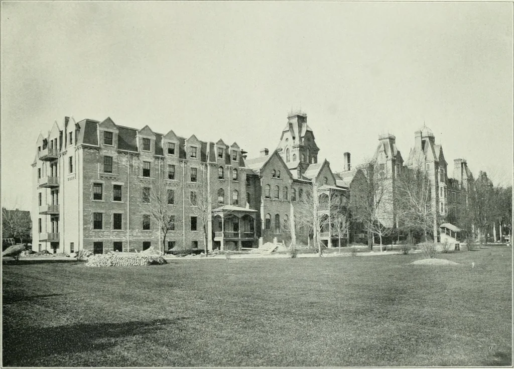 An illustration from Fifty glimpses of Toronto and vicinity, from recent photographs, 1901, leaf 37