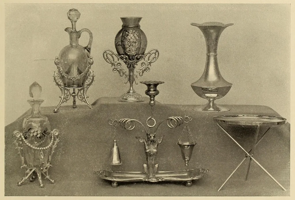An illustration from Fine silverplated ware : catalogue supplements, 1896-1900, 1900, leaf 45