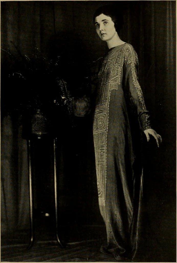 An illustration from First lessons in batik; a handbook in batik, tie-dyeing and all pattern dyeing, 1921, leaf 37