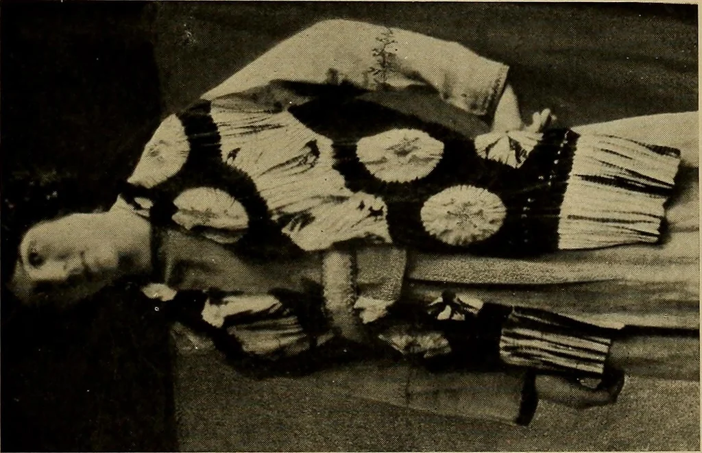 An illustration from First lessons in batik; a handbook in batik, tie-dyeing and all pattern dyeing, 1921, leaf 73