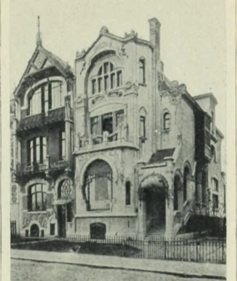 An illustration from Flandre, 1913, leaf 313