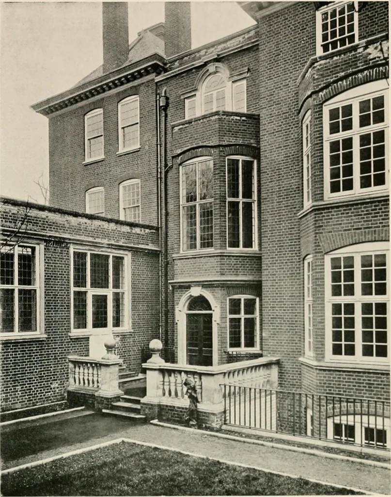 An illustration from Flats, urban houses and cottage homes; a companion volume to "The British home of to-day";, 1906, leaf 149
