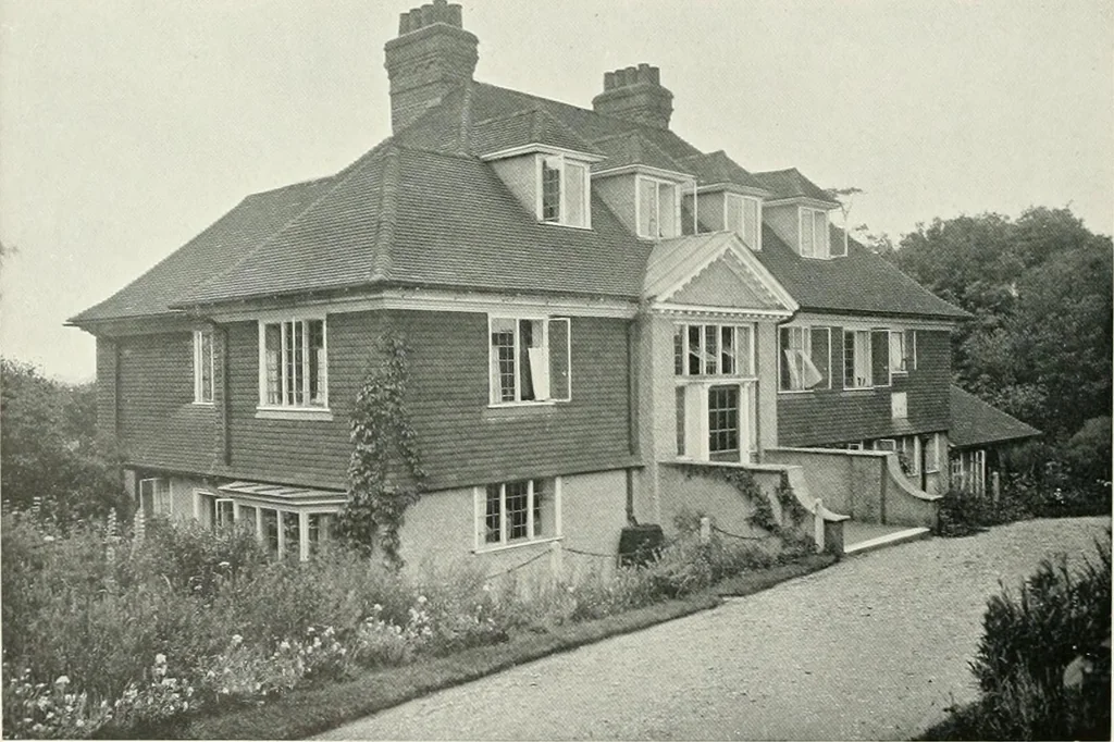 An illustration from Flats, urban houses and cottage homes; a companion volume to "The British home of to-day";, 1906, leaf 168