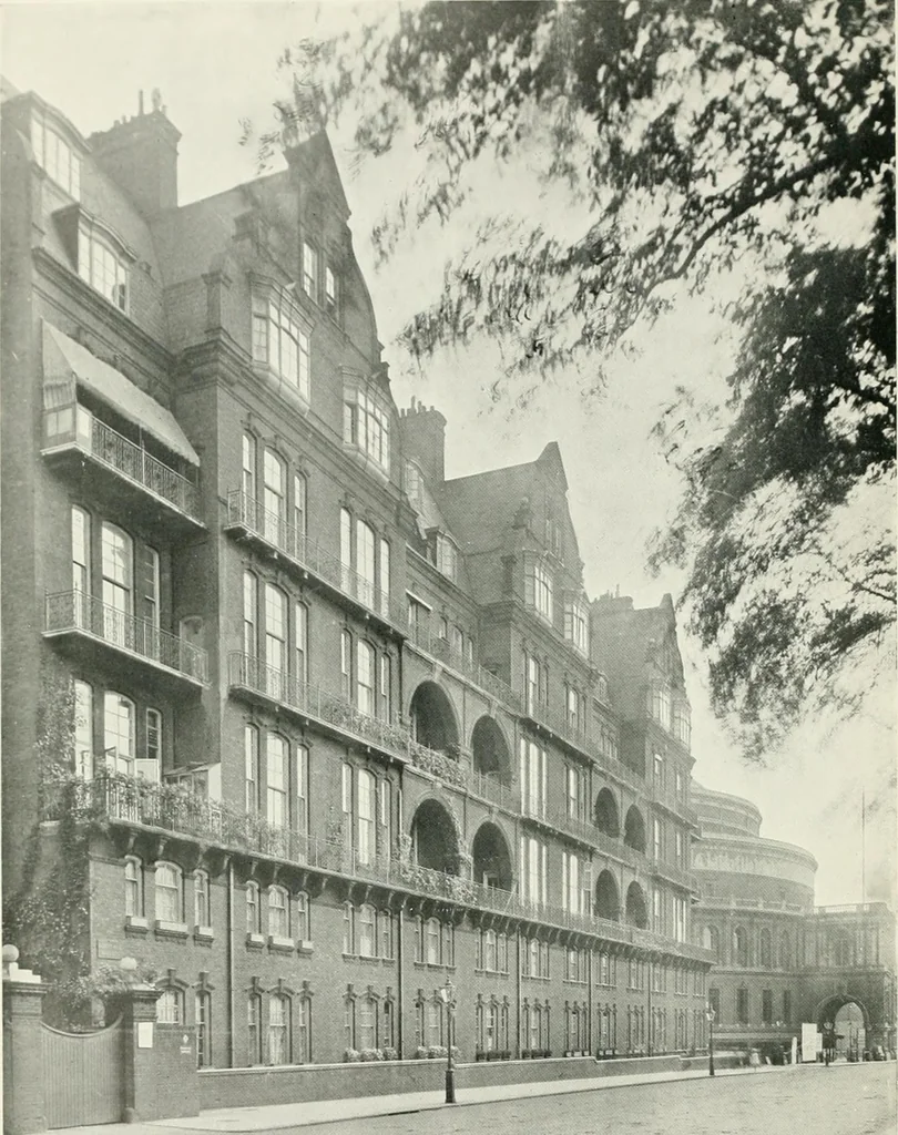 An illustration from Flats, urban houses and cottage homes; a companion volume to "The British home of to-day";, 1906, leaf 36