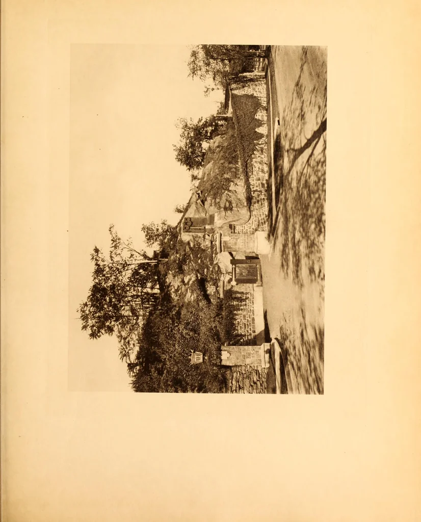 An illustration from Fort Tryon Hall, the residence of C.K G. Billings, esq. : a descriptive and illustrated catalogue, 1911, leaf 30