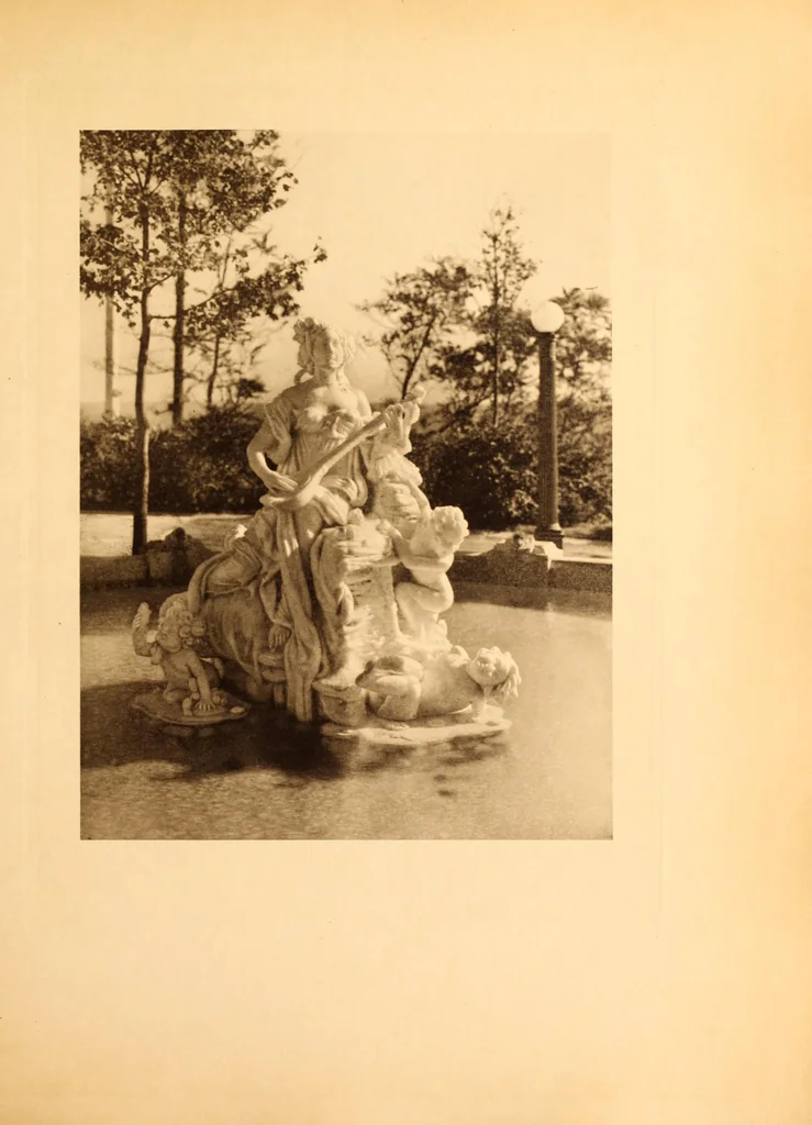 An illustration from Fort Tryon Hall, the residence of C.K G. Billings, esq. : a descriptive and illustrated catalogue, 1911, leaf 331