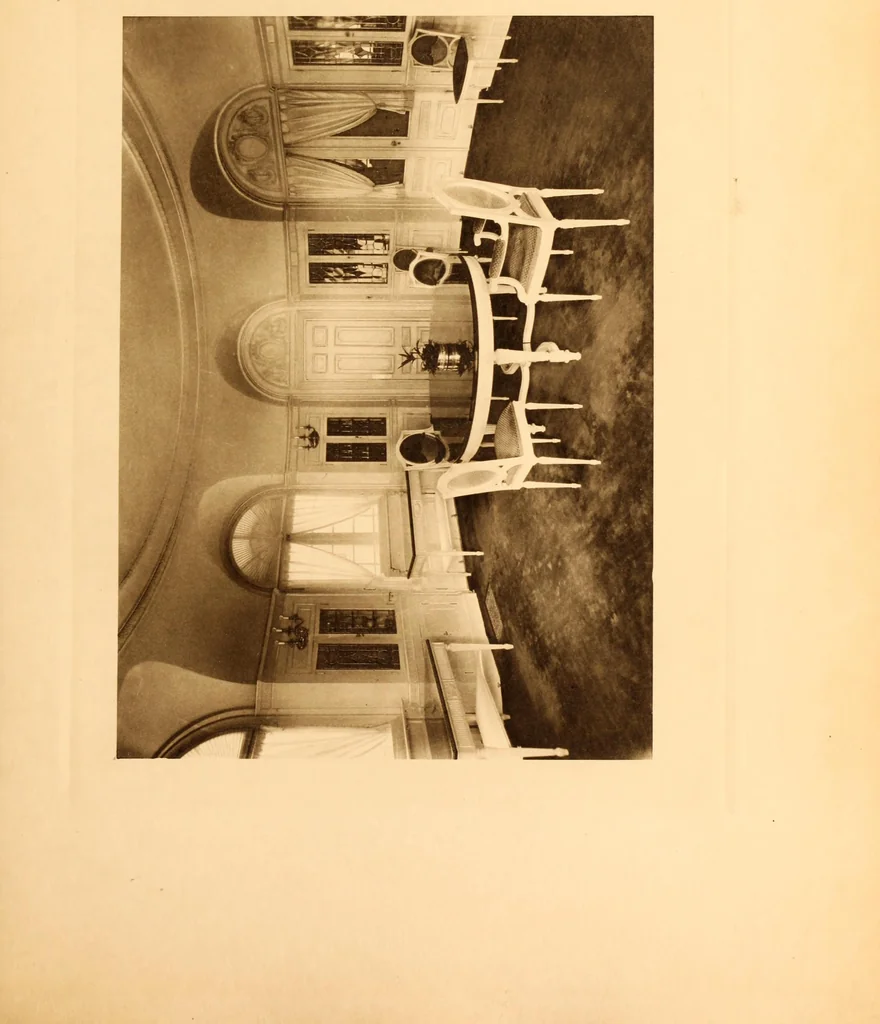 An illustration from Fort Tryon Hall, the residence of C.K G. Billings, esq. : a descriptive and illustrated catalogue, 1911, leaf 52