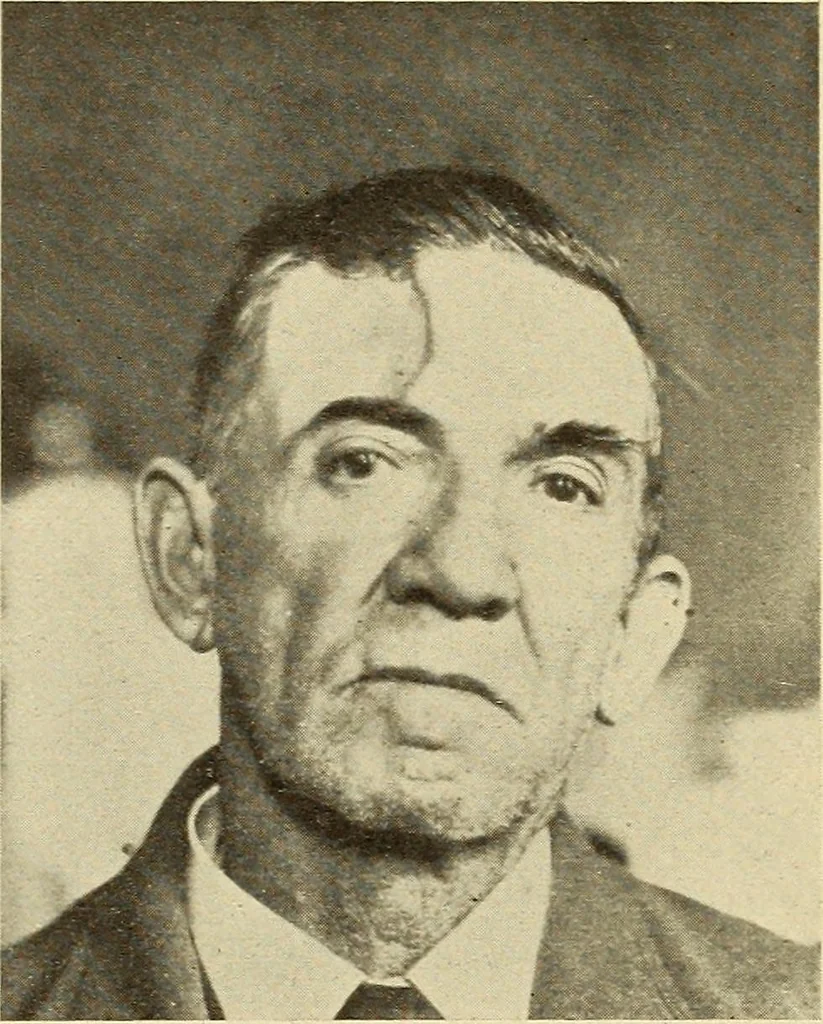 An illustration from Fractures and dislocations, diagnosis and treatment, 1915, leaf 447