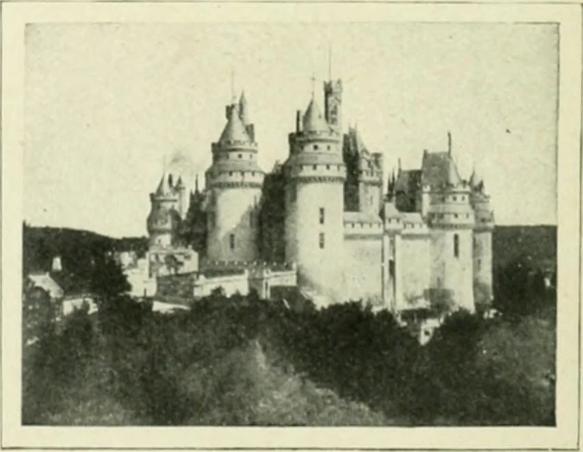 An illustration from France, 1911, leaf 109