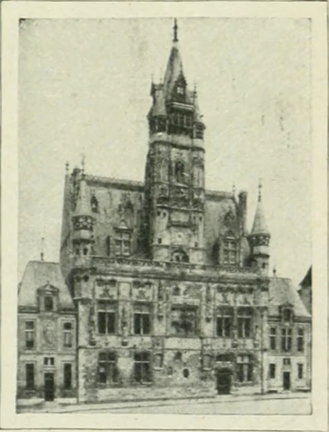 An illustration from France, 1911, leaf 114