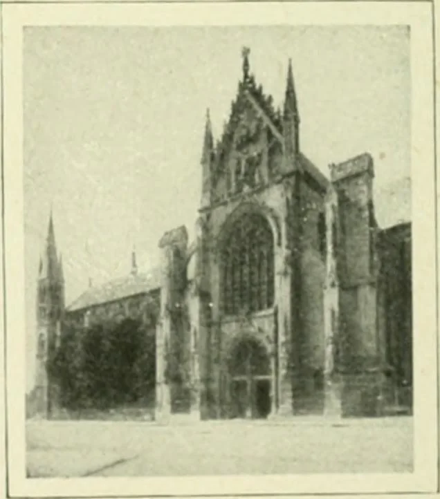 An illustration from France, 1911, leaf 121