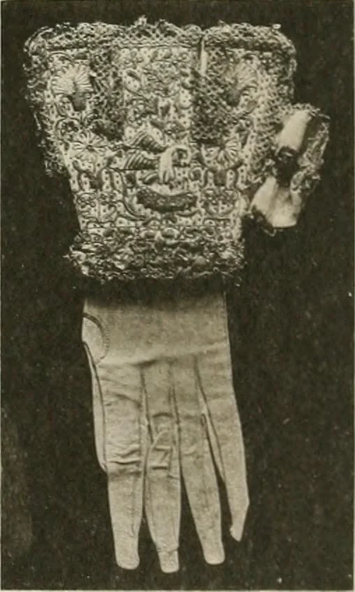 An illustration from The Franco-British exhibition of textiles 1921, 1922, leaf 106