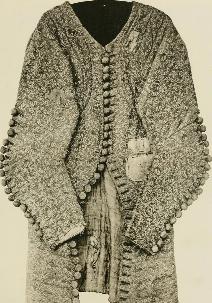 An illustration from The Franco-British exhibition of textiles 1921, 1922, leaf 126