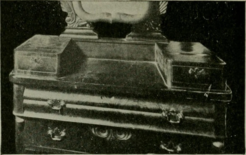 An illustration from Free-hand drawing : a manual for teachers and students, 1904, leaf 117