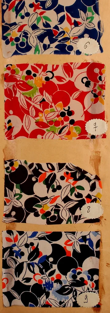 An illustration from [French fabric sample book, 1900, leaf 116