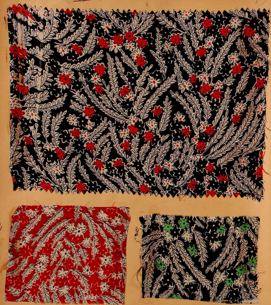 An illustration from [French fabric sample book, 1900, leaf 125