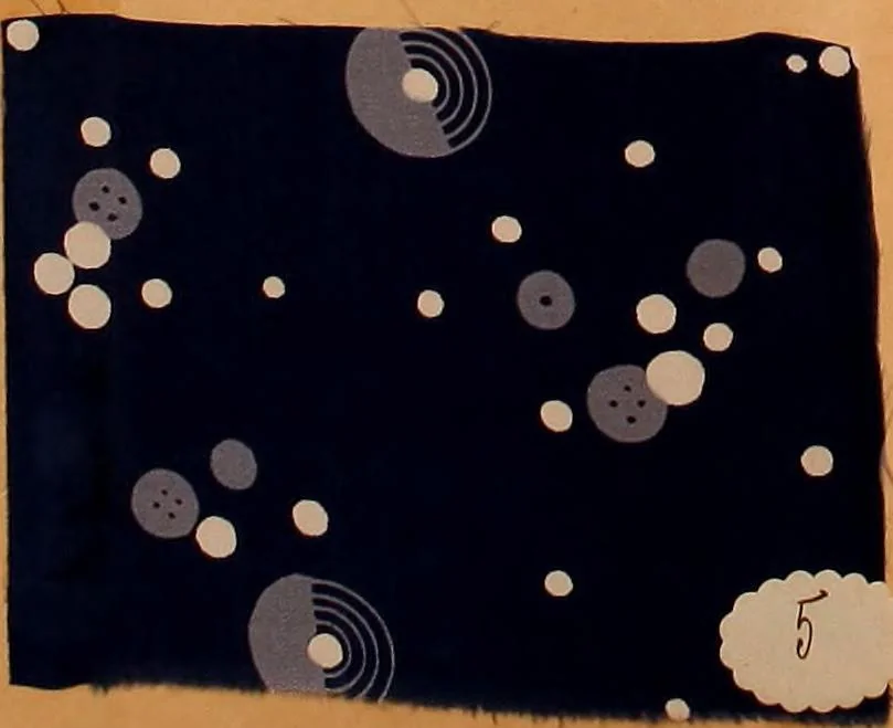 An illustration from [French fabric sample book, 1900, leaf 15