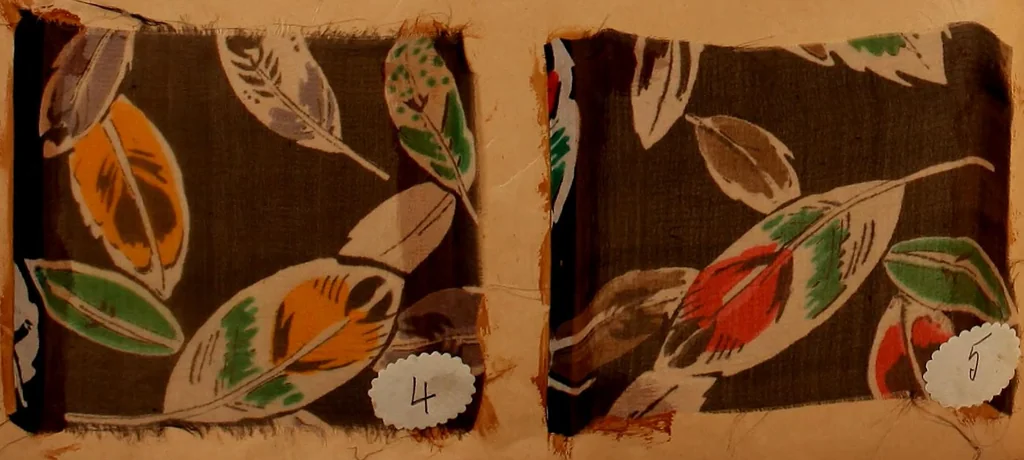 An illustration from [French fabric sample book, 1900, leaf 151