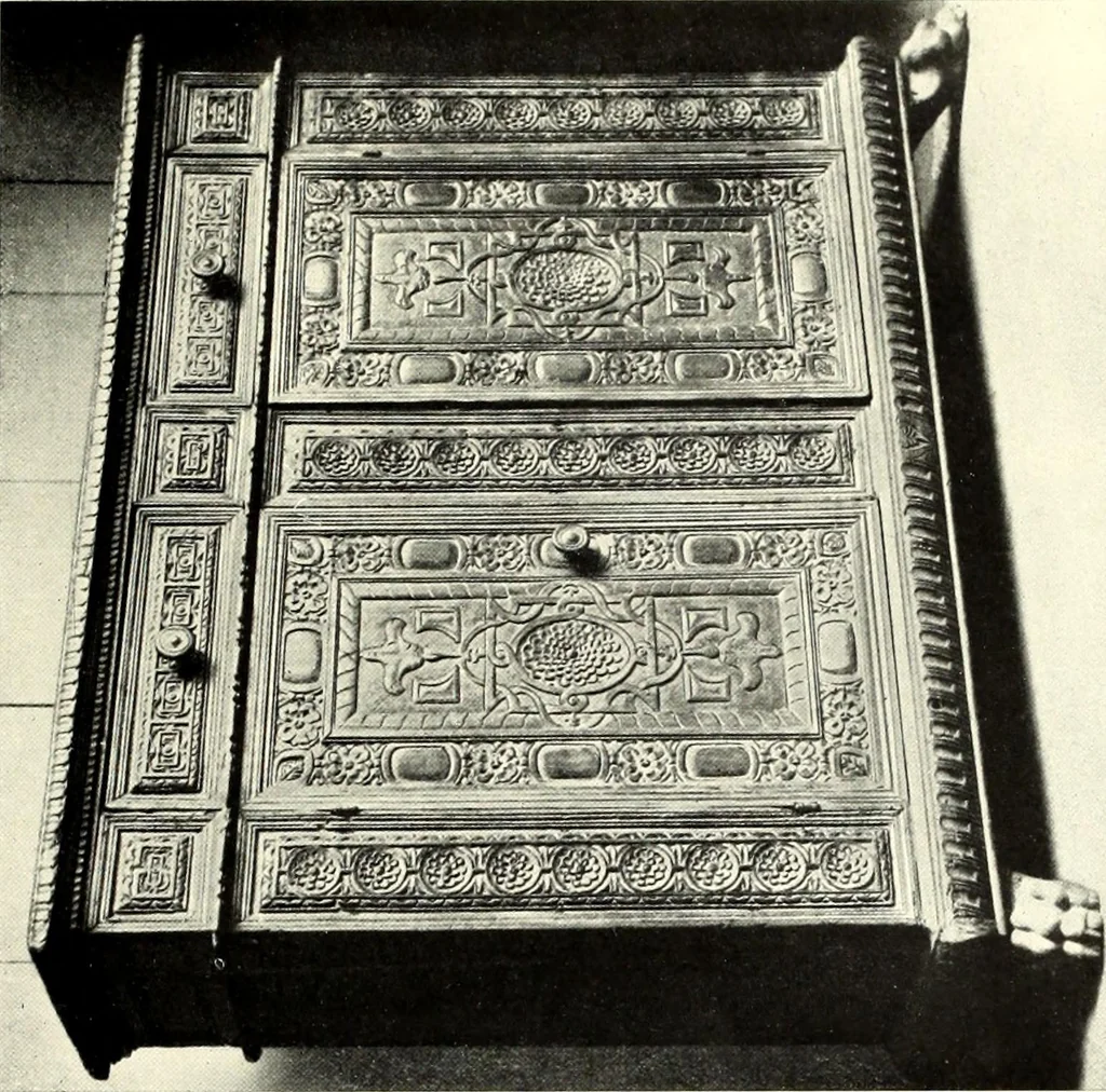 An illustration from Furniture and interior decoration of the Italian renaissance, 1921, leaf 135