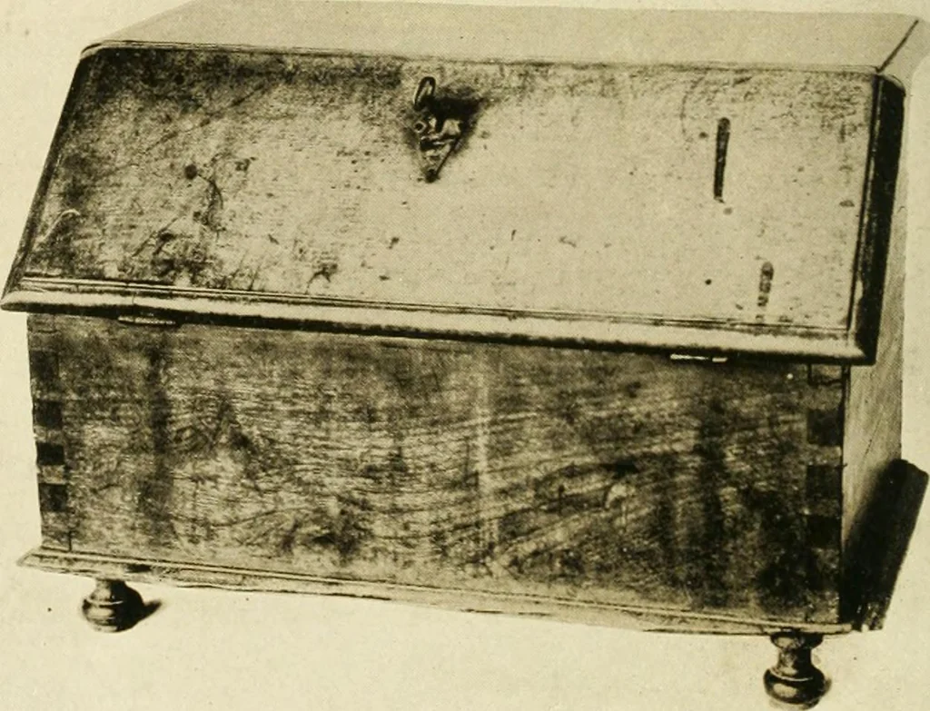 An illustration from Furniture of the Pilgrim century, 1620-1720, including colonial utensils and hardware, 1910, leaf 126